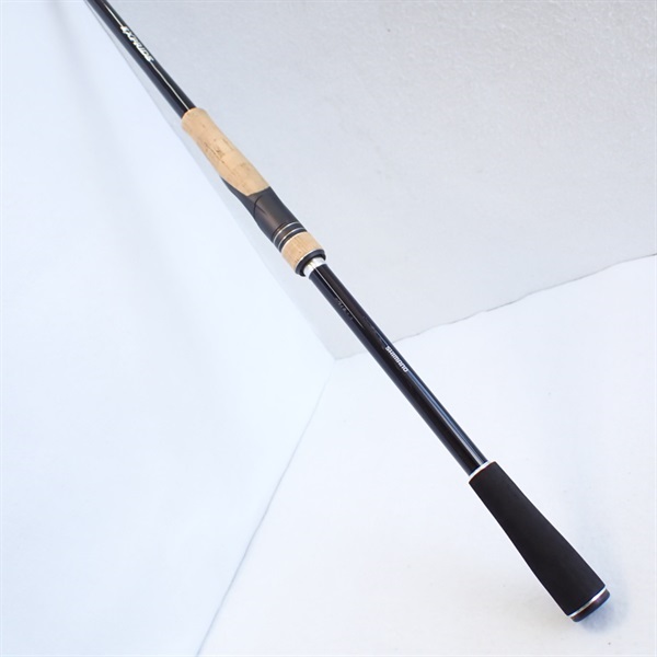 １７エクスプライドオーバー８２８６ＭＬ